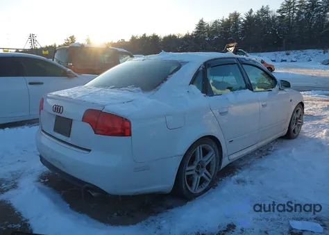 2008 Audi A4 2.0T z USA, uszkodzony, nr VIN WAUDF78E28A115615
